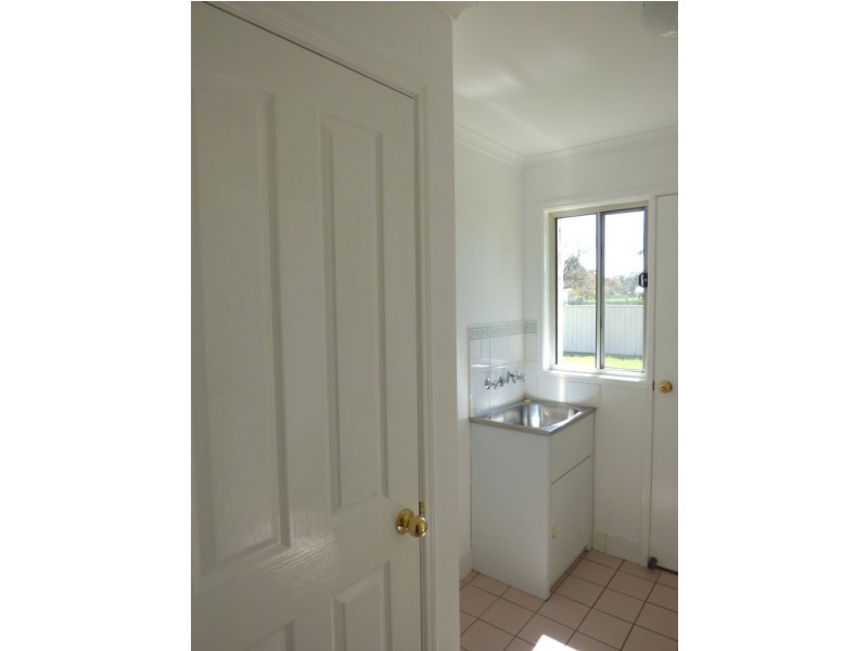 9 Beaumont Lane, Darlington Point NSW 2706