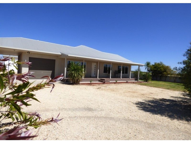 2623 Butler Road, Griffith NSW 2680