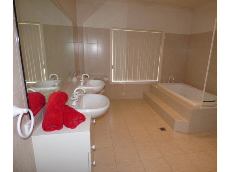 2675 Low Road & 258 Savage Road, Yoogali NSW 2680