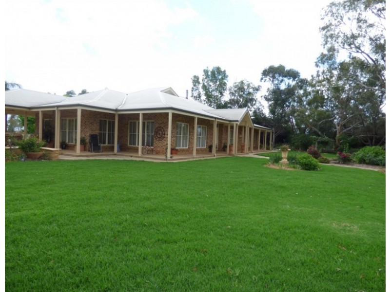 2675 Low Road & 258 Savage Road, Yoogali NSW 2680