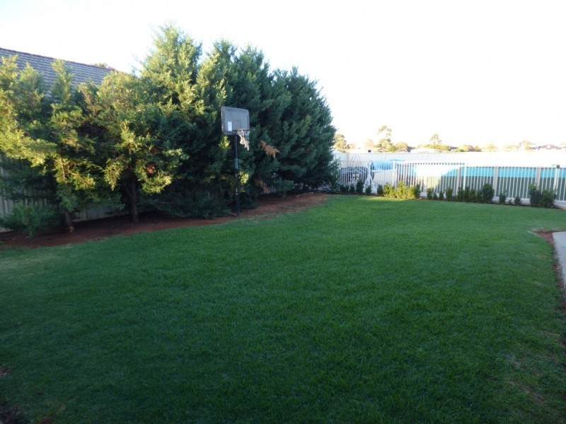 6 Fonte Place, Griffith NSW 2680