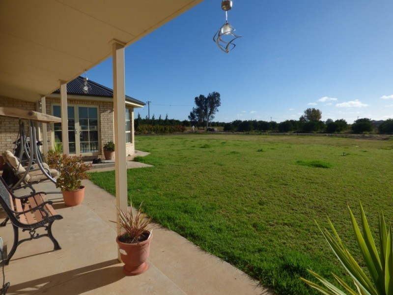 1133 Stokes Road, Griffith NSW 2680