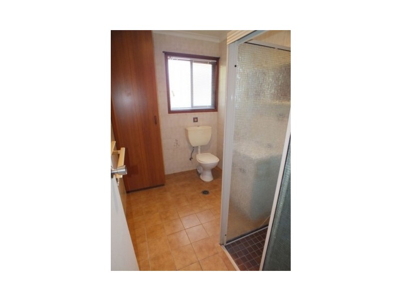 1/47-51 Clifton Boulevarde, Griffith NSW 2680