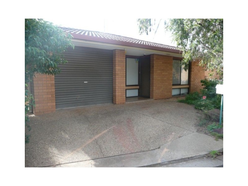 1/47-51 Clifton Boulevarde, Griffith NSW 2680