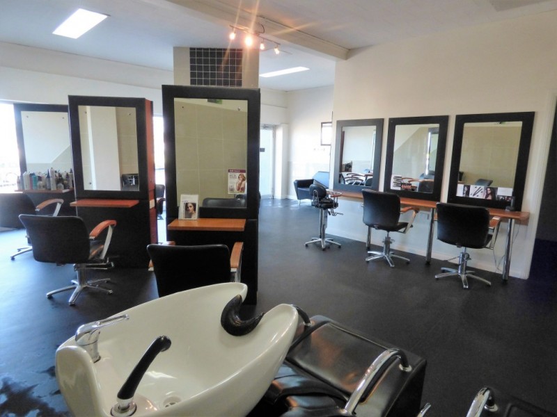 HAIRDO – East Griffith Shops, Griffith NSW 2680