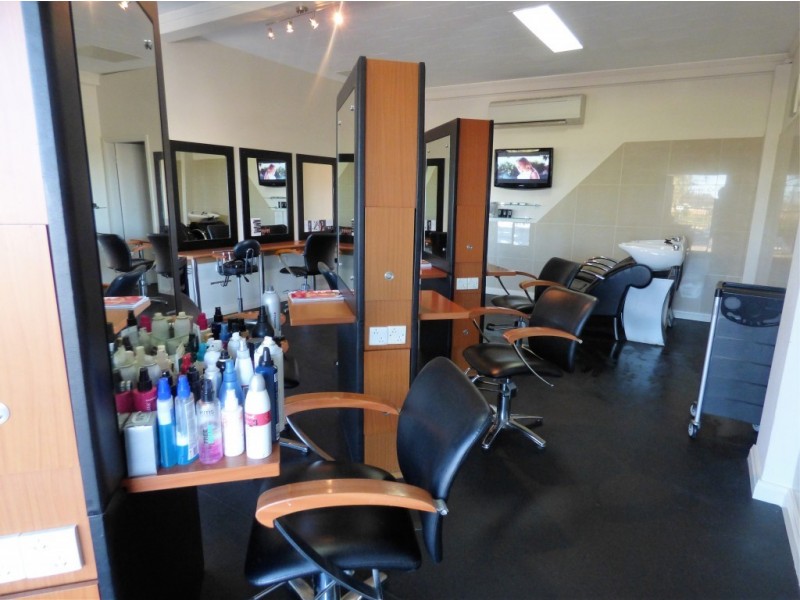HAIRDO – East Griffith Shops, Griffith NSW 2680