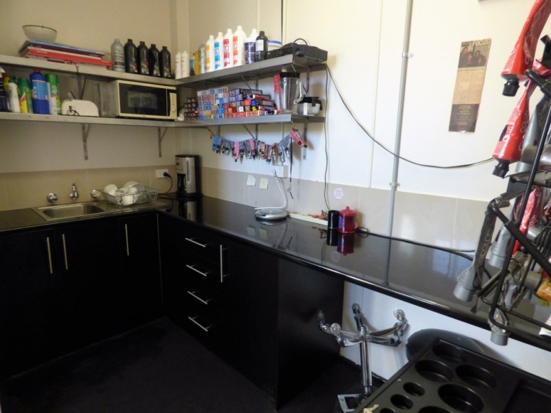 HAIRDO – East Griffith Shops, Griffith NSW 2680