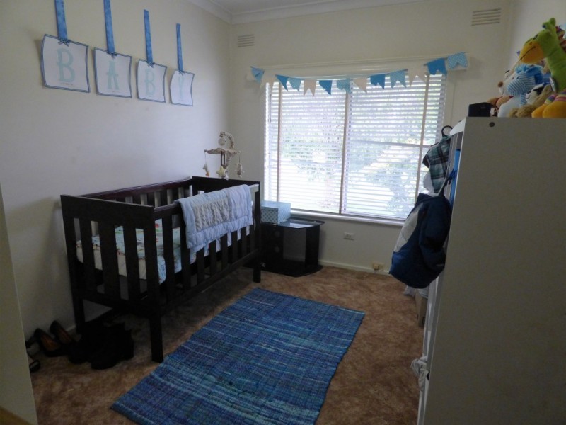 6 Oakes Road, Griffith NSW 2680