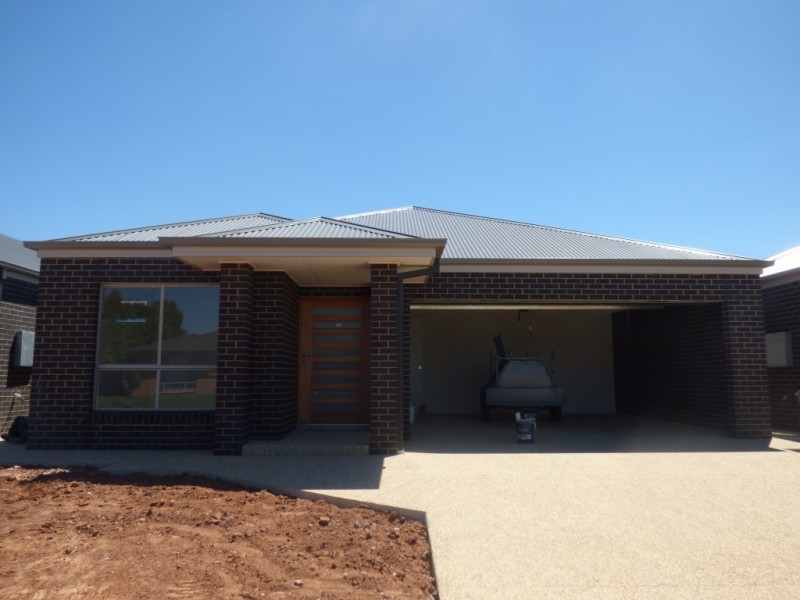 2B GILLMARTIN DRIVE, Griffith NSW 2680