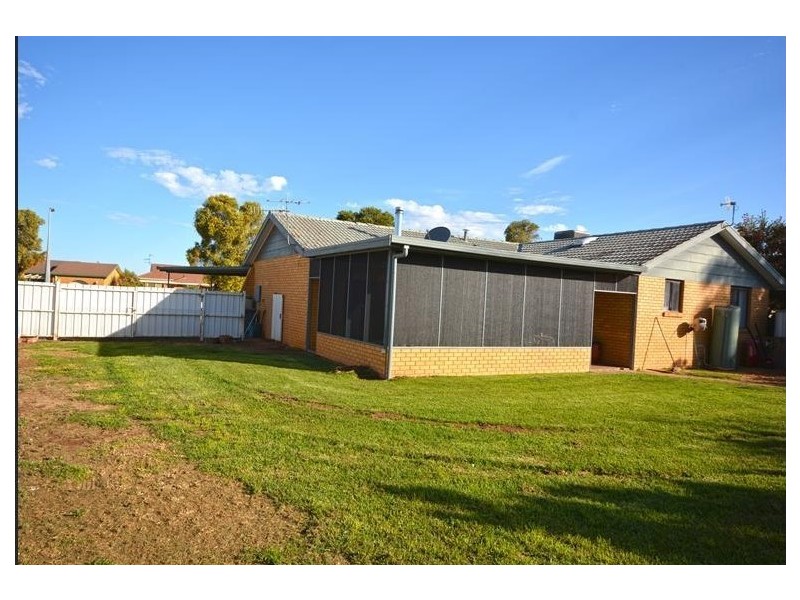 24 Burley Street, Griffith NSW 2680
