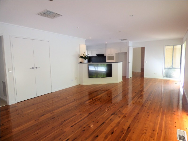 10 Bugno Crescent, Griffith NSW 2680