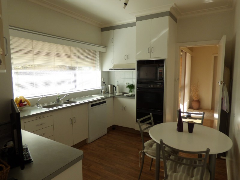 90 Noorilla Street, Griffith NSW 2680