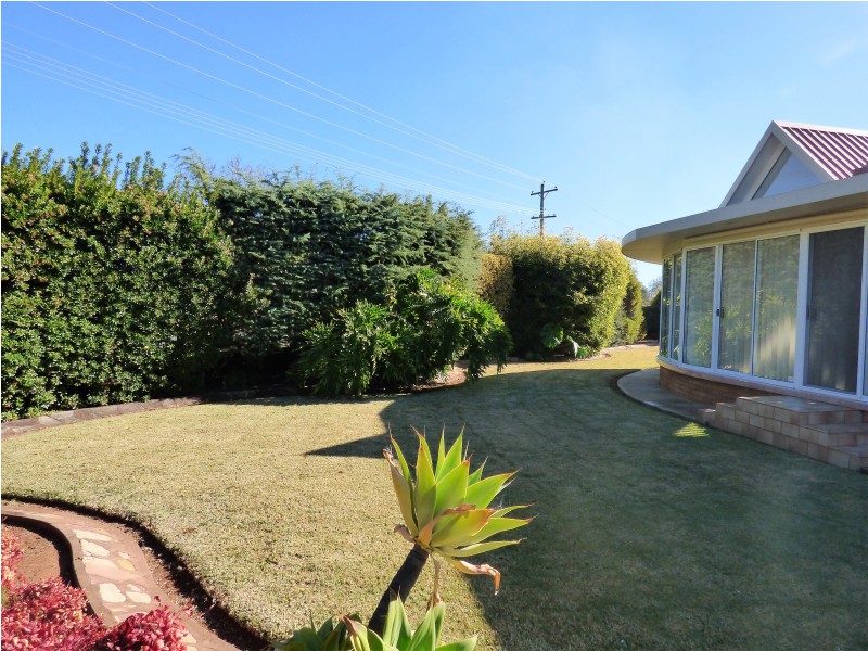 90 Noorilla Street, Griffith NSW 2680