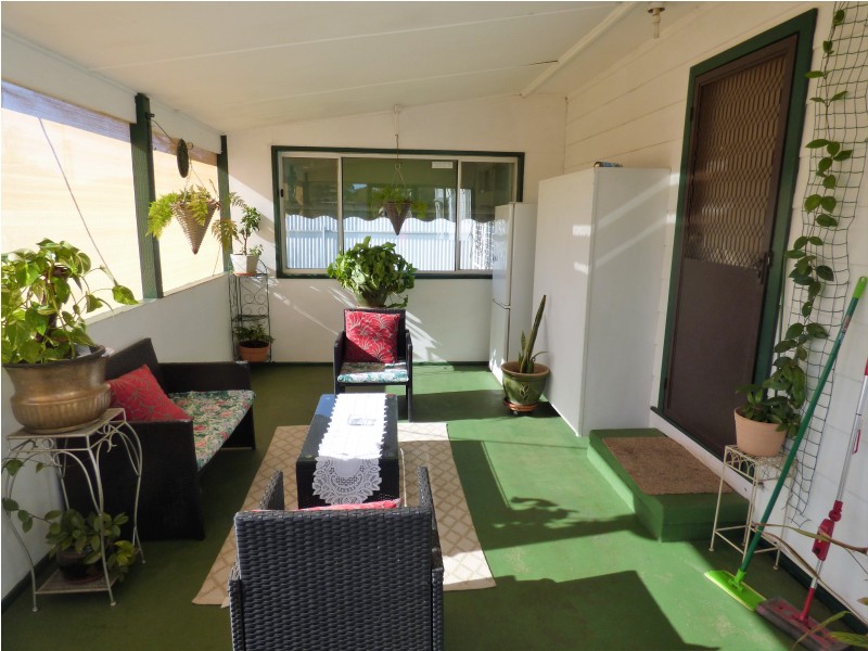 9 Brunell Street, Whitton NSW 2705