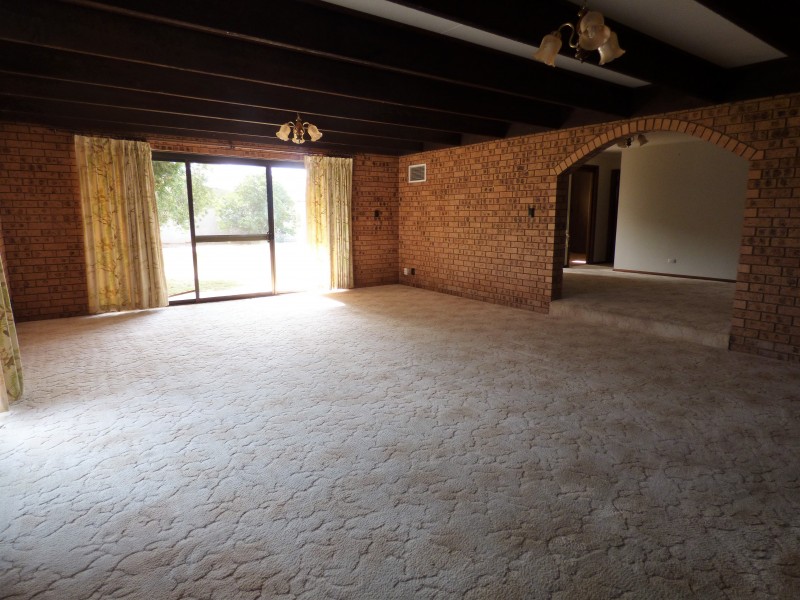 33 School Street, Griffith NSW 2680