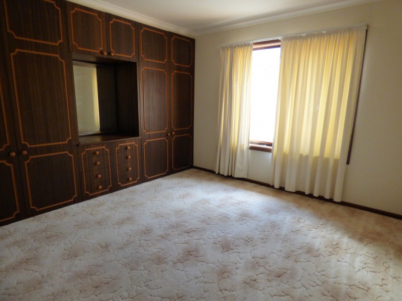 33 School Street, Griffith NSW 2680