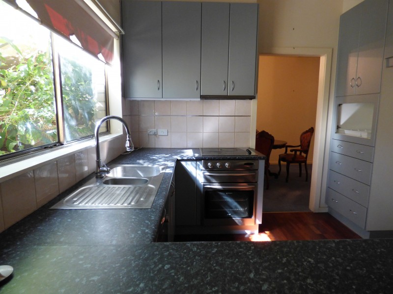 37 Wyangan Avenue, Griffith NSW 2680