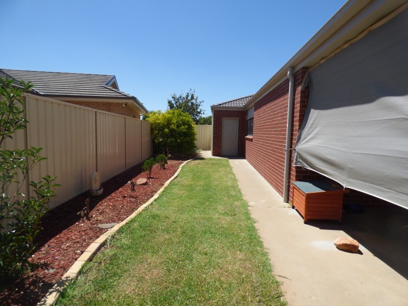 91 Hillam Drive, Griffith NSW 2680