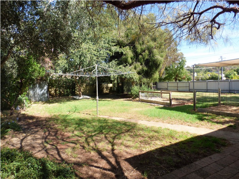 95 Blumer Avenue, Griffith NSW 2680