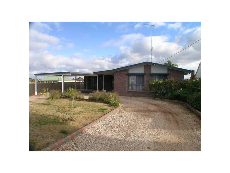 Merrigal Street, Griffith NSW 2680