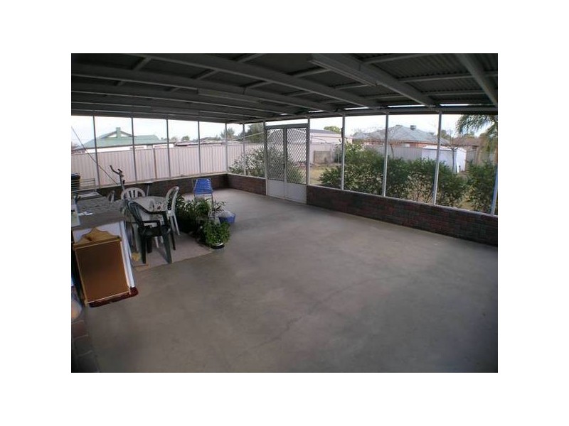 Merrigal Street, Griffith NSW 2680