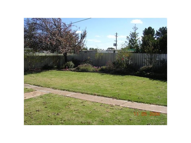19 Beechworth Street, Whitton NSW 2705