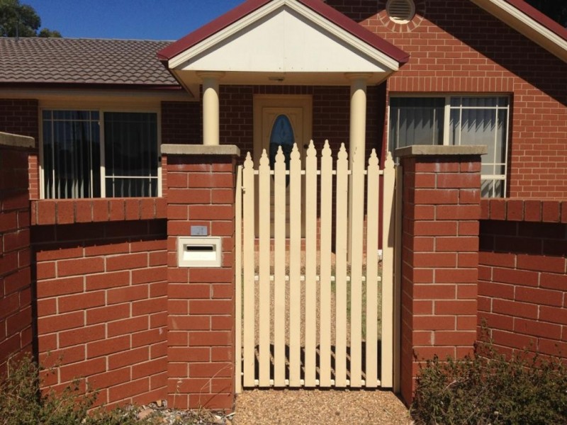 270 Wakaden Street, Griffith NSW 2680