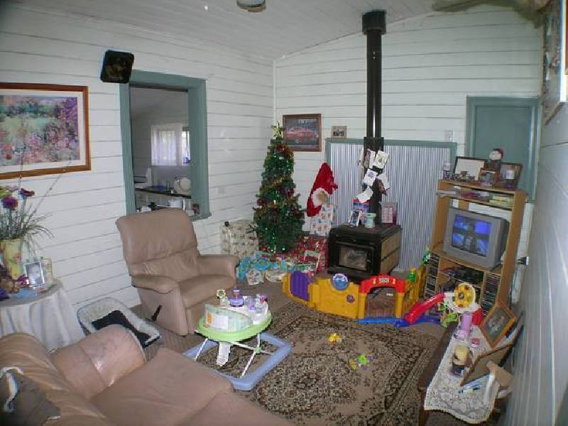 2 Ballandry Street, Whitton NSW 2705