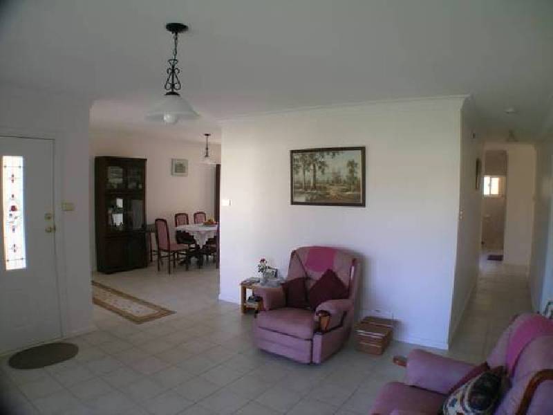 Powys Place, Griffith NSW 2680