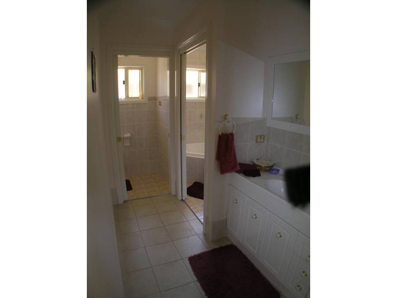 Powys Place, Griffith NSW 2680