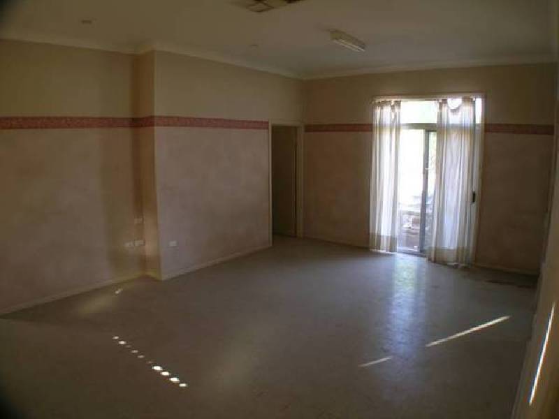 13 South Avenue, Yenda NSW 2681