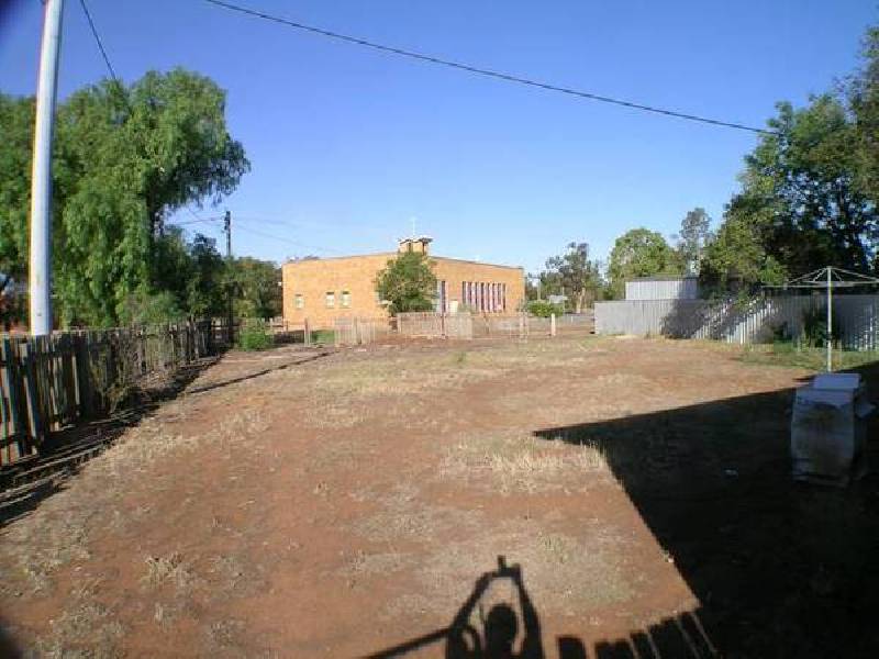 13 South Avenue, Yenda NSW 2681