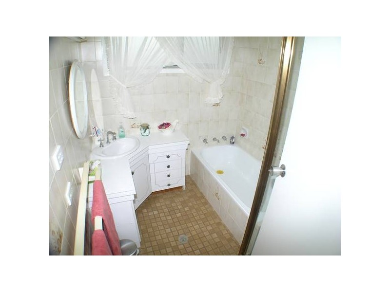 2401 Golf Course Road, Yenda NSW 2681