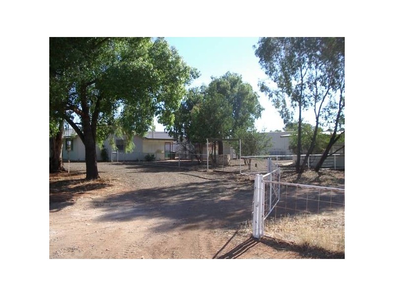 54-60 Collins Street, Hillston NSW 2675