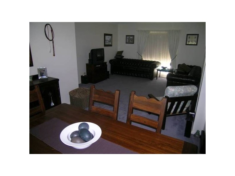 20 Chant Street, Darlington Point NSW 2706