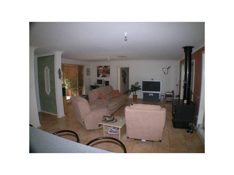 1077 Hamilton Road, Yoogali NSW 2680