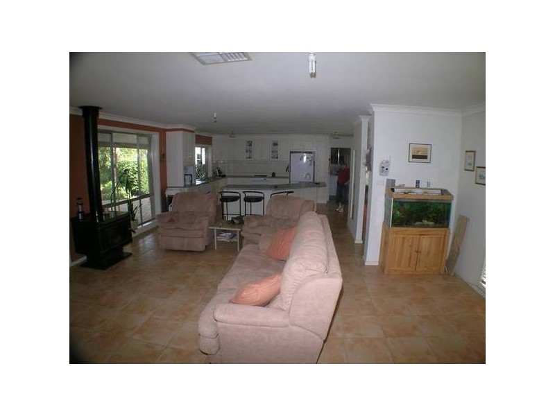 1077 Hamilton Road, Yoogali NSW 2680