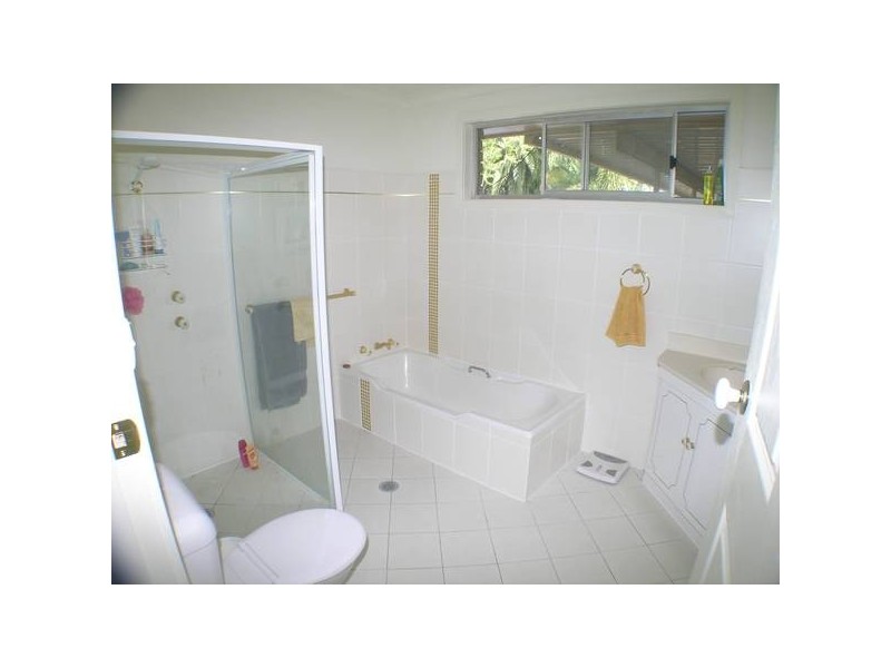 1077 Hamilton Road, Yoogali NSW 2680