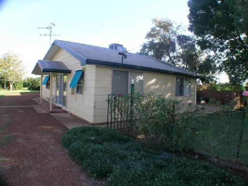 Davis Street, Beelbangera NSW 2680