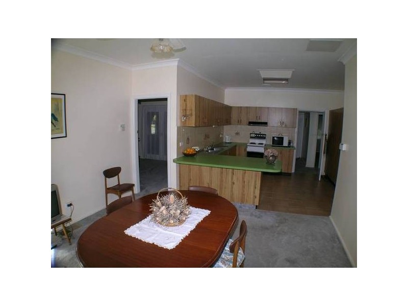 15 Hay Road, Darlington Point NSW 2706