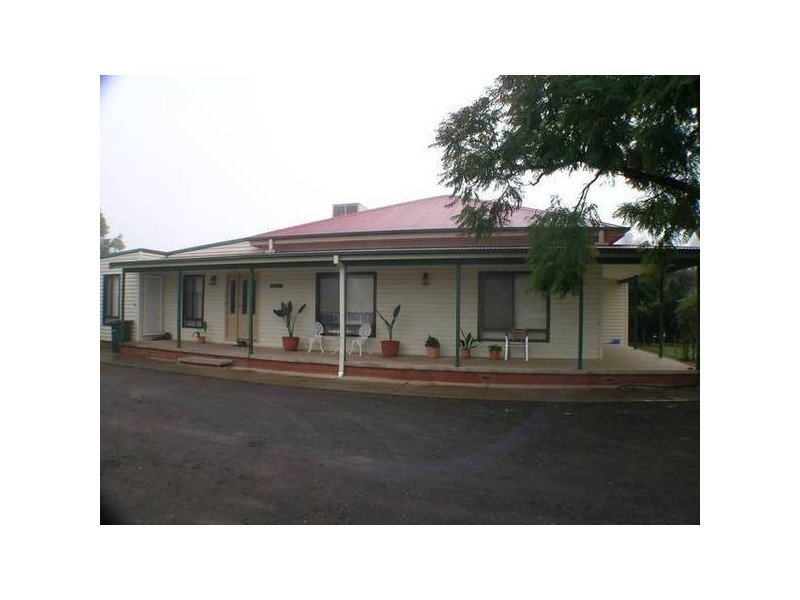 Kidman Way, Griffith NSW 2680