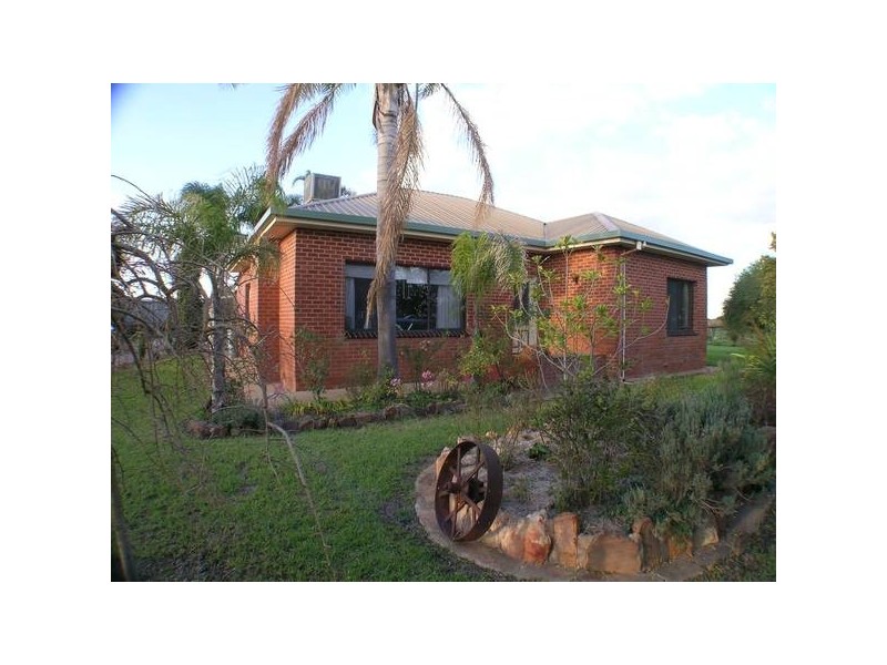 1 Gumcreek Court, Griffith NSW 2680