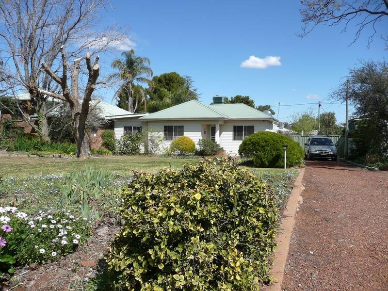 30 Wyangan Avenue, Griffith NSW 2680