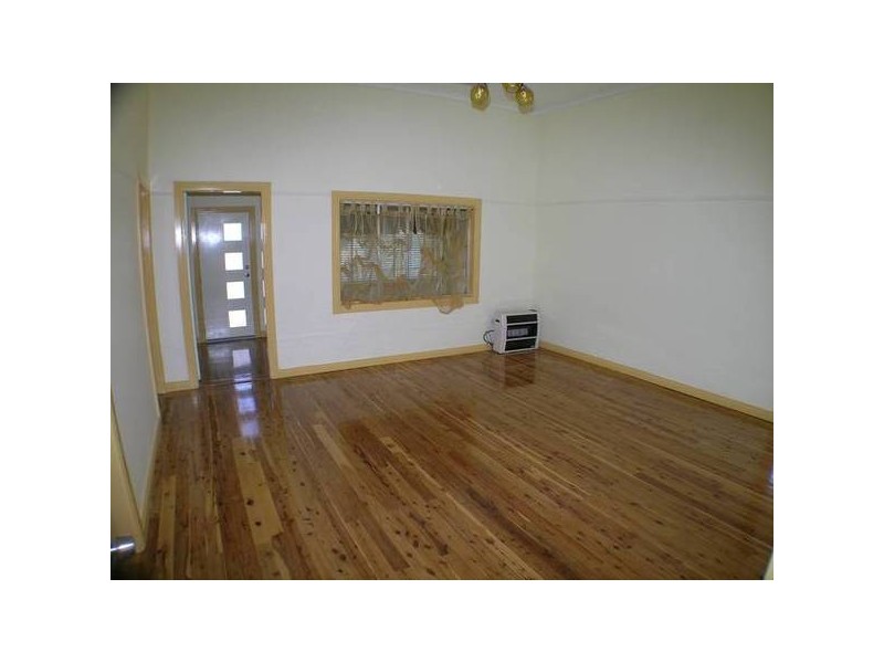 15 Park Street, Yenda NSW 2681