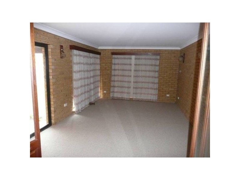 41 Clifton Boulevarde, Griffith NSW 2680