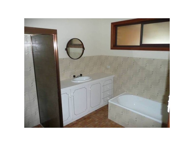 41 Clifton Boulevarde, Griffith NSW 2680