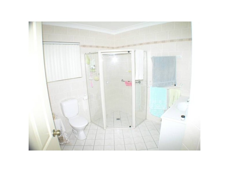 2/142 Erskine Road, Griffith NSW 2680