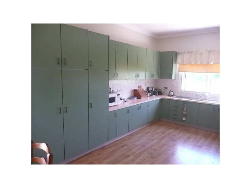 Farm 2587 & 2589, Yenda NSW 2681