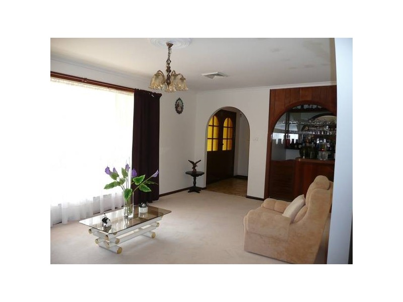 72 Doolan Crescent, Griffith NSW 2680