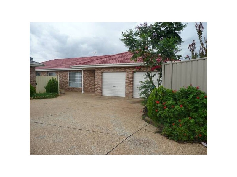 6b Crump Close, Griffith NSW 2680